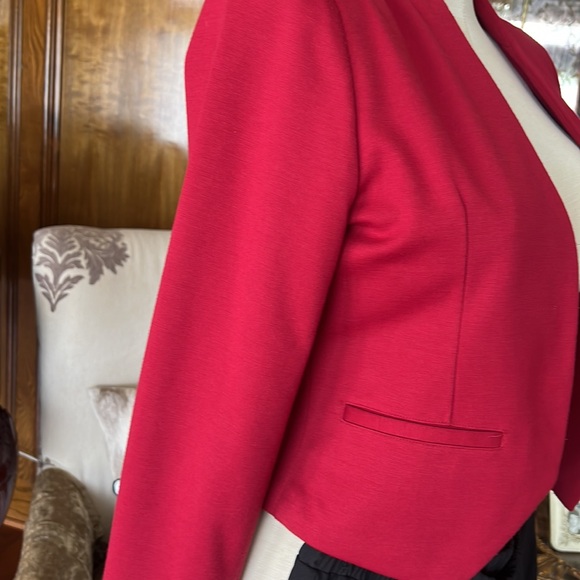 Beautiful elegant jacket In Excellent Condition - Picture 3 of 6